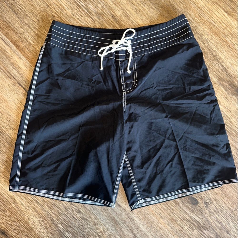 Victorias Secret NWOT woman’s Bermuda black shorts size Small